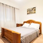 2 Bedroom Art House In Kavala